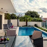 Tatjana Sol With A Pool, Hot Tub, Gym