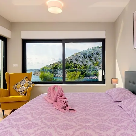 Tatjana Sol With A Pool, Hot Tub, Gym