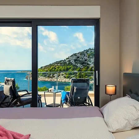 Tatjana Sol With A Pool, Hot Tub, Gym Villa