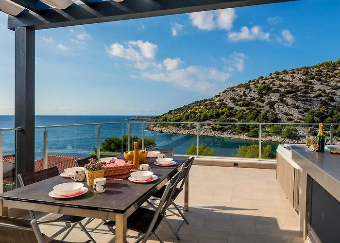 Tatjana Sol With A Pool, Hot Tub, Gym