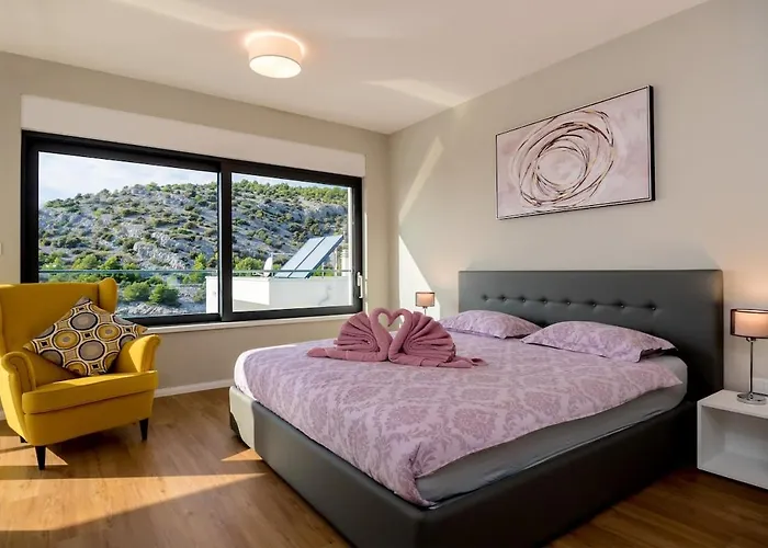 Tatjana Sol With A Pool, Hot Tub, Gym Βίλα *