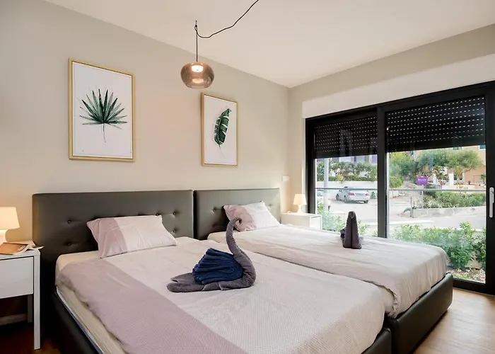 Villa Tatjana Sol With A Pool, Hot Tub, Gym