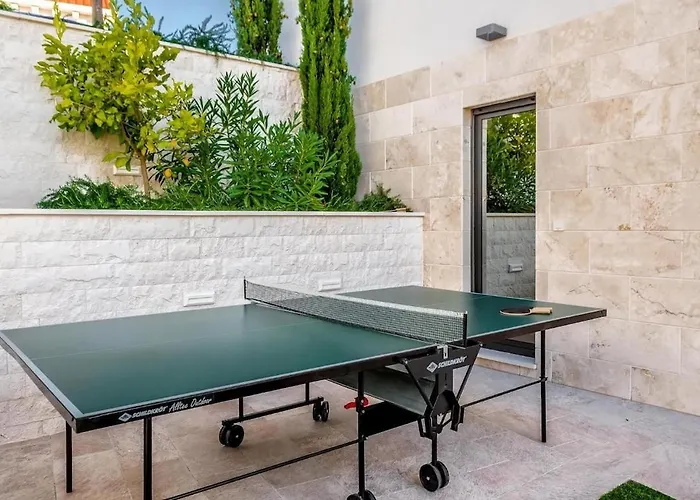 Tatjana Sol With A Pool, Hot Tub, Gym * Ražanj